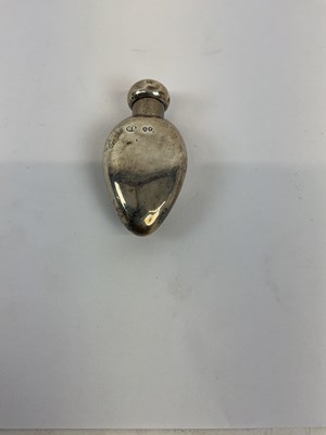 Lot 827 - A Victorian hallmarked silver scent bottle,...