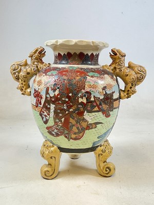 Lot 252 - A large Japanese Satsuma vase with colourful...