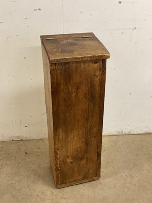 Lot 772 - A rustic French baguette box with hinged lid,...