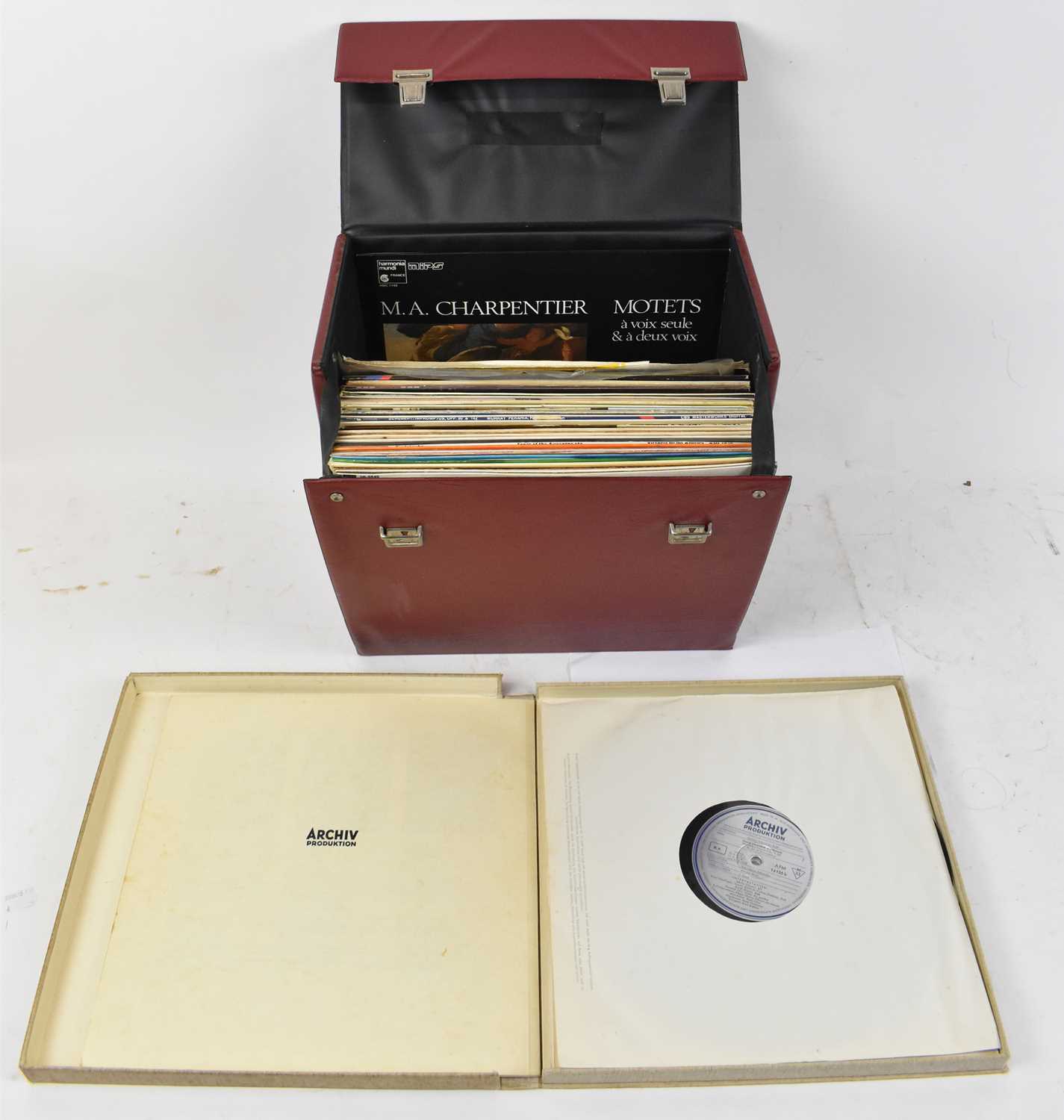 Lot 288 - A boxed Archiv Produktion set of JS Bach...