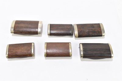Lot 47 - A collection of six snuff boxes