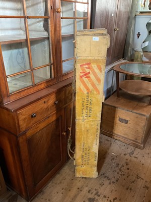 Lot 63 - A vintage wooden artillery case for NO205MK2,...