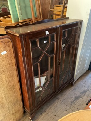 Lot 87 - An early 20th century twin door display...