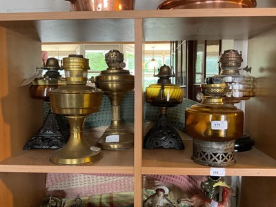 Lot 179 - Six Victorian and later oil lamps, including...