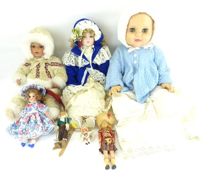 Lot 132 - Seven collectors' dolls