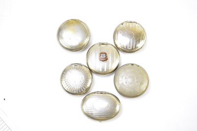 Lot 35 - Six chrome and pewter circular and oval squeeze snuff boxes