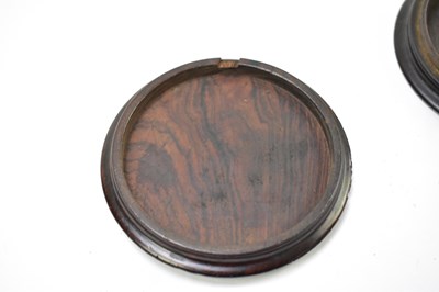 Lot 27 - A 19th century rosewood snuff box of circular form