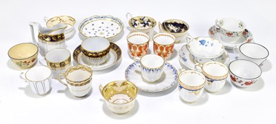 Lot 561 - A collection of 19th century and later porcelain and ceramics