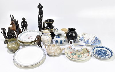 Lot 566 - A collection of 19th century and later porcelain and ceramics