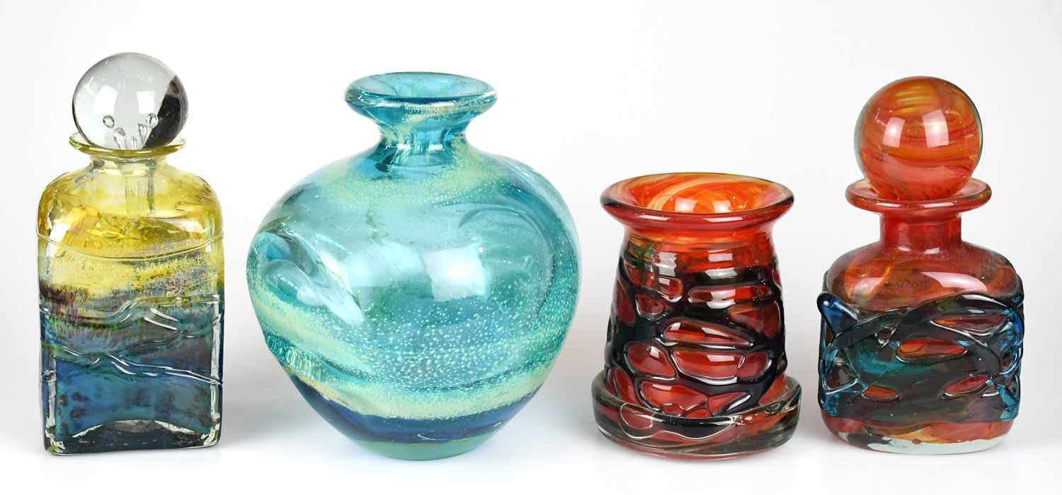 Lot 423 - ISLE OF WIGHT GLASS; an Art Glass scent bottle...