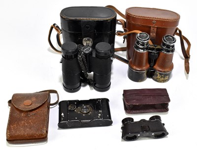 Lot 225 - SWIFT; a cased pair 9x35 binoculars