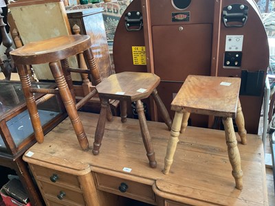 Lot 362 - Three vintage stools (3).