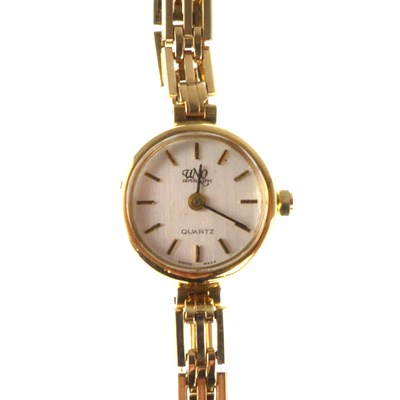 Lot 1421 - UNO; a ladies' 9ct gold wristwatch, the...