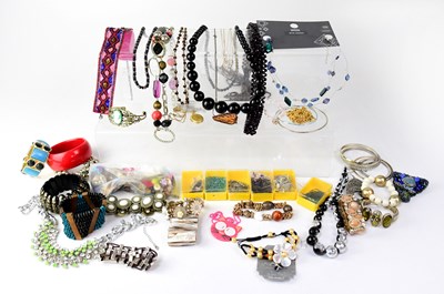 Lot 1364 - A quantity of contemporary costume jewellery...