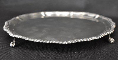 Lot 902 - An Elizabeth II hallmarked silver waiter with...