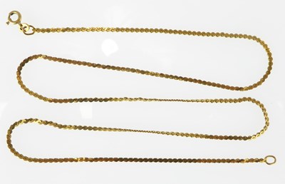 Lot 1257 - A 9ct gold necklace with tight flat chain,...