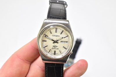 Lot 1323 - ORIS; a gentleman's stainless steel seventeen jewel shock proof wristwatch