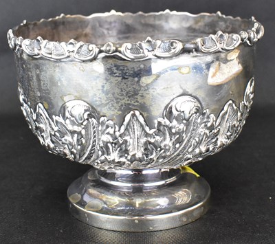 Lot 864 - An Edwardian hallmarked silver rose bowl with...