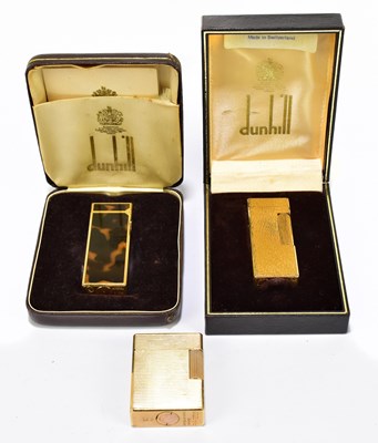 Lot 108 - SJ DUPONT; a French cigarette lighter