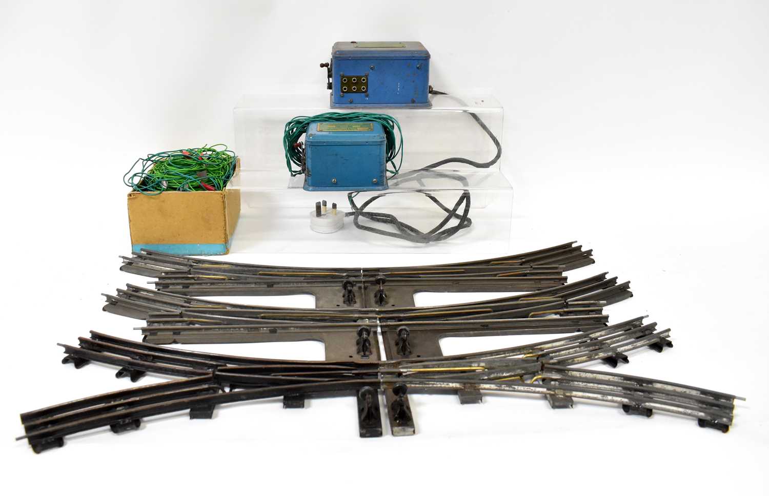 Lot 376 - HORNBY; O gauge accessories comprising a...