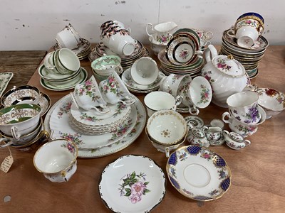 Lot 265 - A Royal Albert part teaset 'Moss Roses', a...