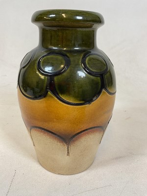 Lot 266 - A collection of ceramics including a fat lava...