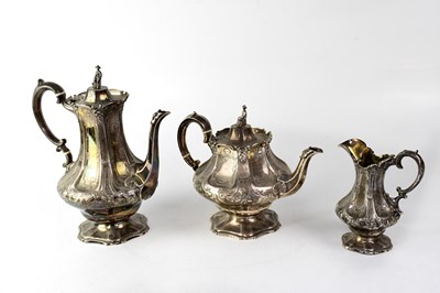 Lot 894 - A Victorian silver part tea service of...