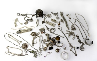 Lot 1369 - A quantity of silver, white metal and other...