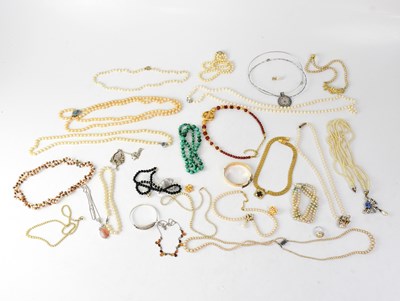 Lot 1359 - A quantity of costume jewellery to include a...