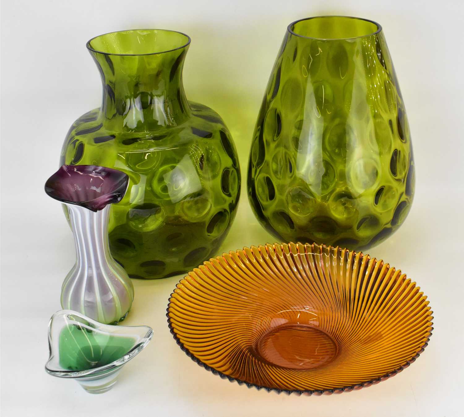 Lot 303 - Five pieces of vintage art glass comprising...
