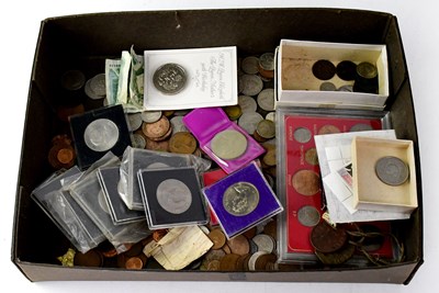 Lot 939 - A small quantity of mainly British coins,...