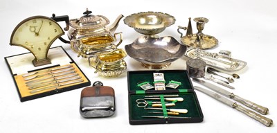 Lot 1055 - A collection of assorted silver plate