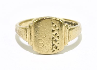 Lot 1079 - A 9ct yellow gold signet ring, engraved with...