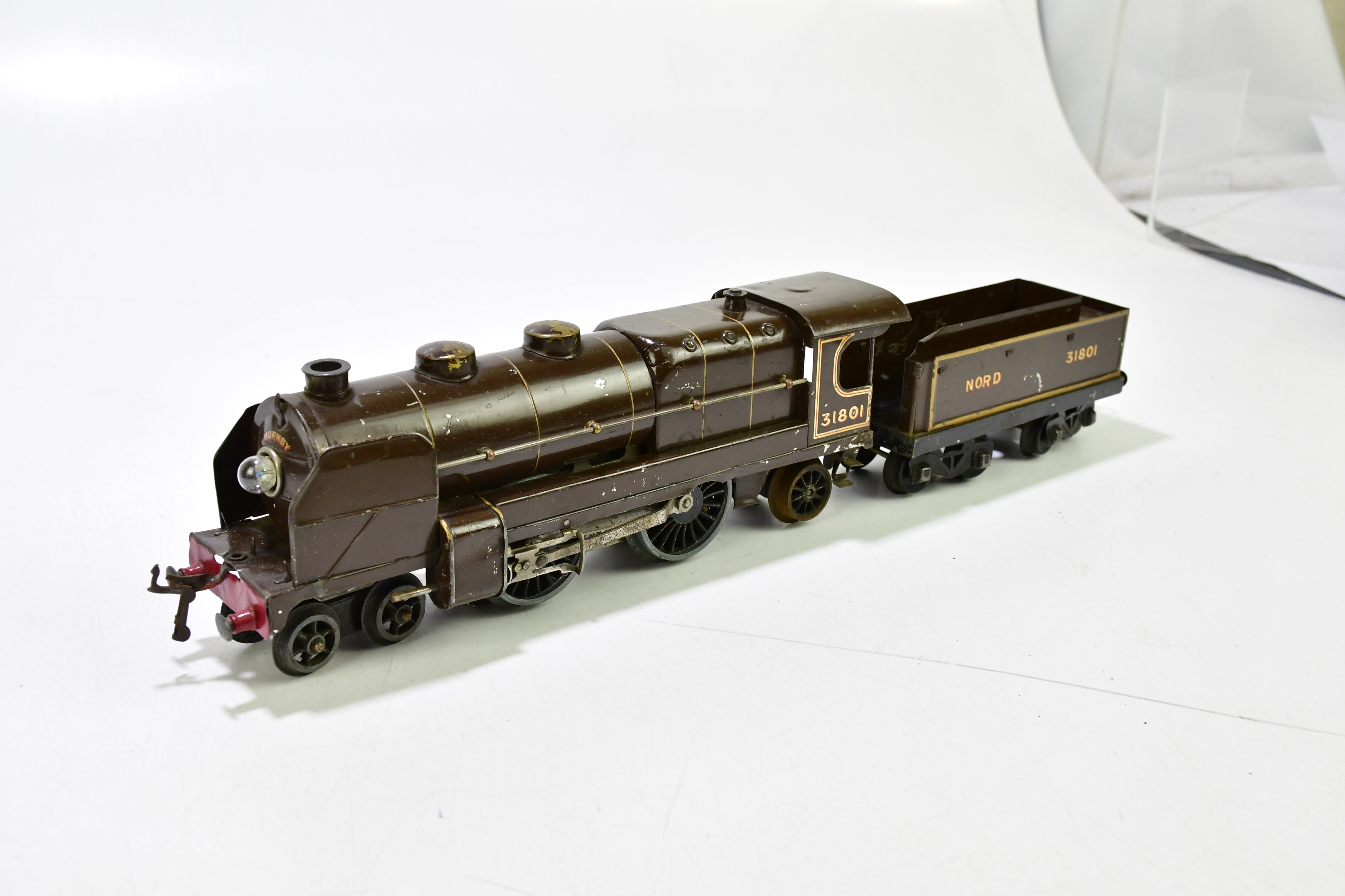 HORNBY - Locomotive 221 vapeur mécanique NORD 31801 - A HORNBY - Locomotive 221 vapeur mécanique NORD 31801 - A