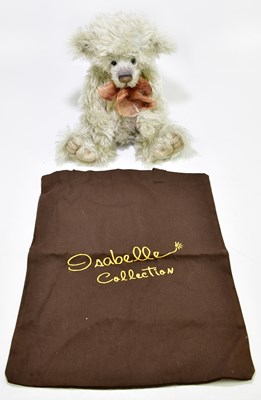 Lot 61 - CHARLIE BEARS; an Isabelle Collection limited...