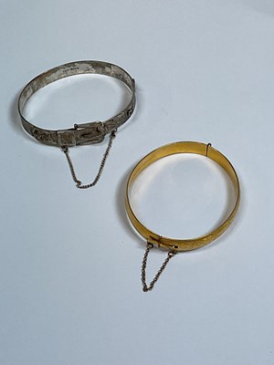 Lot 350 - An Elizabeth II hallmarked silver bangle,...