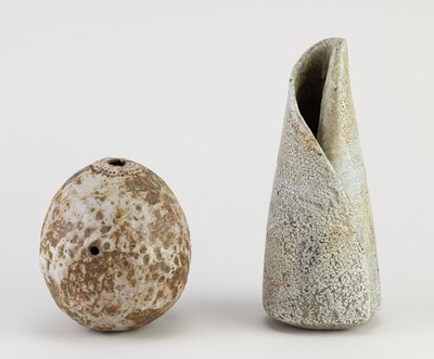 Lot 77 - ALAN WALLWORK (1931-2019); a small stoneware...