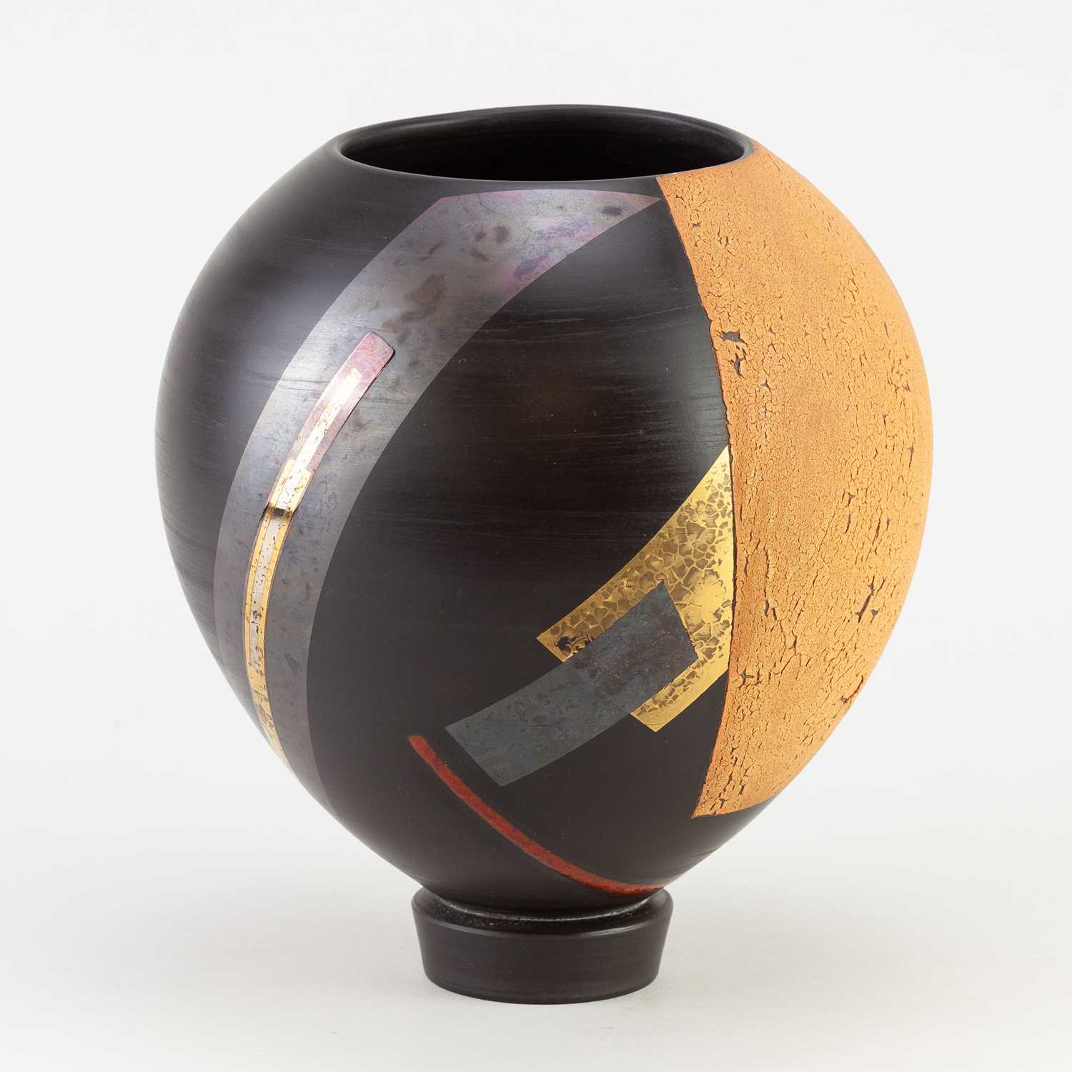 Lot 767 - TONY LAVERICK (born 1961); a black porcelain...