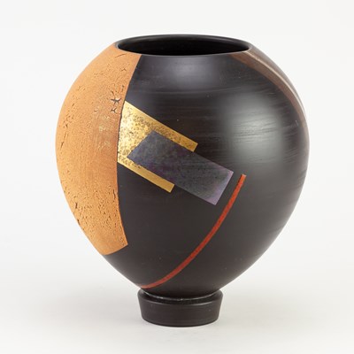 Lot 767 - TONY LAVERICK (born 1961); a black porcelain...