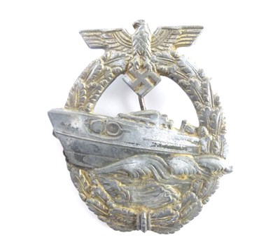 Lot 346 - A German WWII second pattern kriegsmarine E-Boat (schnellboot) badge