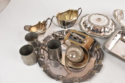 Lot 527 - A small collection of electroplated items to...