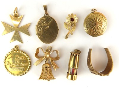 Lot 1206 - Eight items of 9ct gold jewellery, to include...