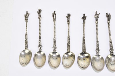 Lot 2058 - A set of twelve Continental silver apostle...