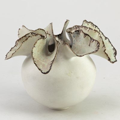 Lot 330 - DEIRDRE BURNETT (1939-2022); a porcelain...