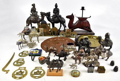 Lot 312 - A collection of camel related metalware