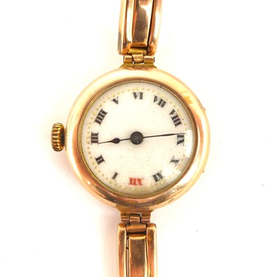 Lot 1325 - A ladies' vintage 9ct gold wristwatch, the...
