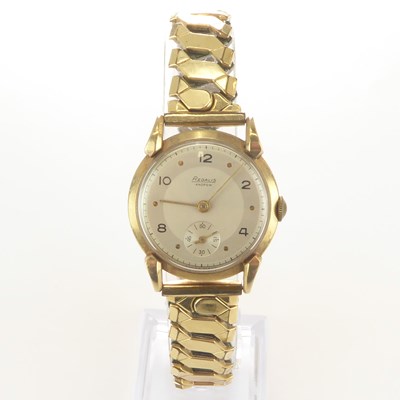 Lot 1305 - REGALIS; a gentlemen's vintage 9ct gold...