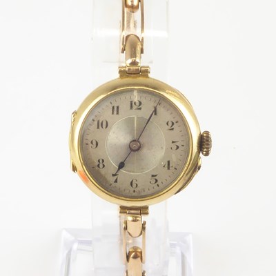 Lot 1323 - A ladies' vintage 15ct gold wristwatch, the...
