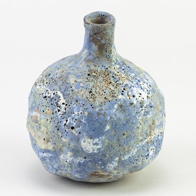 Lot 60 - AKI MORIUCHI (born 1947); a globular stoneware...