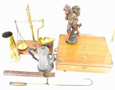 Lot 125 - Various mixed collectibles to include a brass...